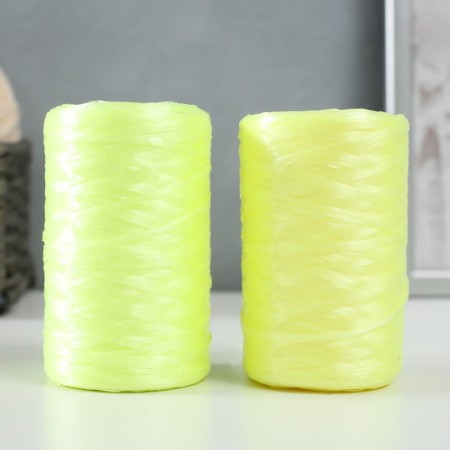 Yarn "for knitting washcloths" 100% polypropylene 400m/100 ± 10 g in the shape of a cylinder (lemon)