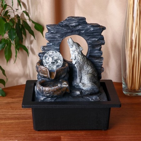 Fountain "Wolf on the rock" 16x20x25 cm (with backlight)