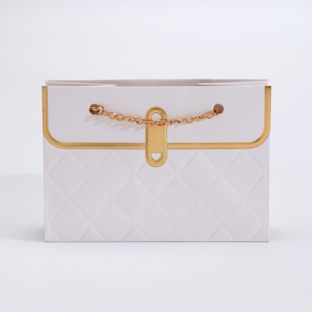 Packet for flowers, handle chain, "white", with gold embossing, 15 x 10.5 x 10 cm-2