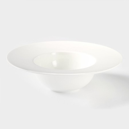 Porcelain plate for Wilmax paste, 600 ml, D = 25 cm, white color