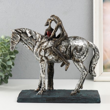 Souvenir Polystone "Kiss with a prince on a horse" under metal 25x11.2x23 cm-5