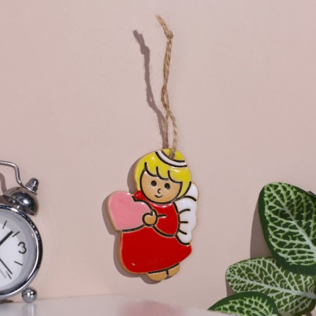 Souvenir "Angel with a heart", 6x6.5 cm, Mayolik-1