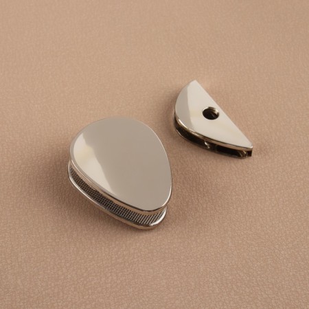 Bag Fraille 4.8 × 3.5 cm, pearl silver color-2