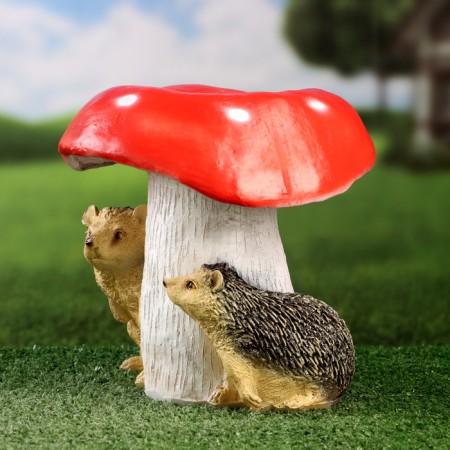Garden figure "Mushroom Fleeter with Hedgehogs" 20x23x23cm-1