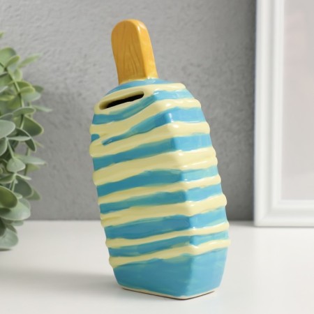 Pigger Ceramics "Granding Eskimo" 8.2x3.8x15.5 cm-2