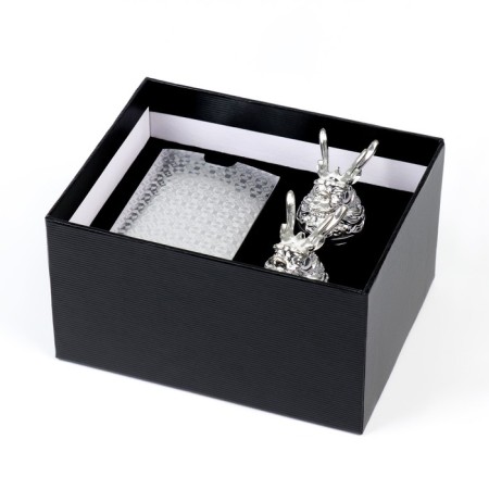Gift set 3 in 1 Greener: 2 glasses of 30 ml, a deck of plastic cards, silver-3