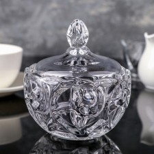 Glass sucks with a lid 
