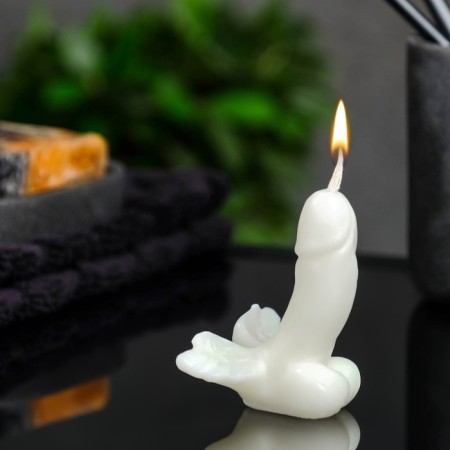 Figure candle "Favorite with wings" milk 7.5cm