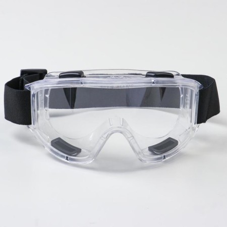 Glasses protective "source" about a panorama closed type with indirect ventilation