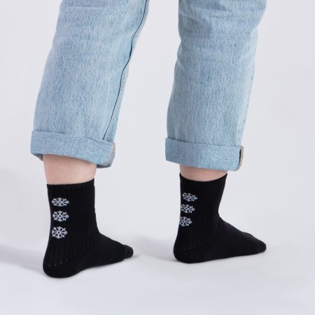 Women's socks "Snowflakes" minku color black, size 38-39-5