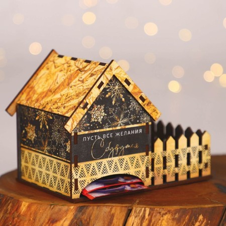 Tea house “Let all desires come true”, 15.5 x 9 x 11.1 cm.