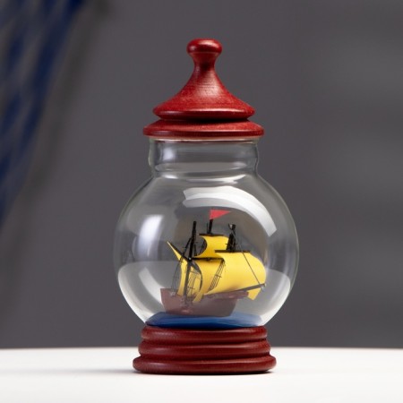 Souvenir ship in a bottle 14*8cm-1