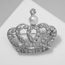 Brooch 