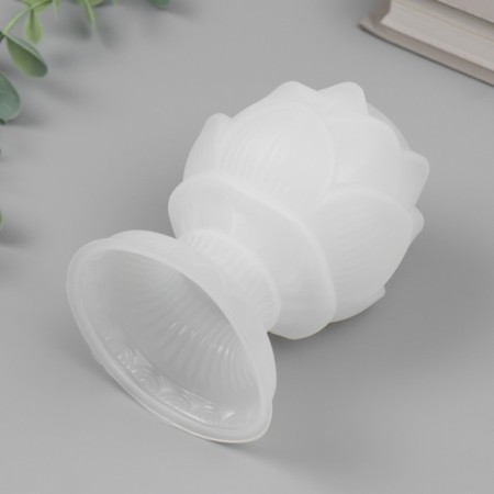 Mold Silicon "Summary. Lotus on a wide leg" 8.2x8.2x10.5 cm-1