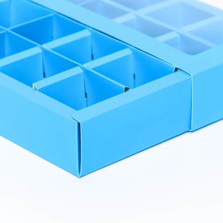 Box for sweets, 16 pcs, blue, 17.7 x 17.7 x 3.8 cm-3