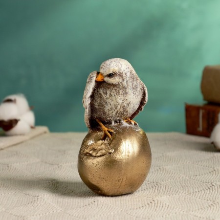 Figure "Bird on Golden Apple" 8.5x12cm
