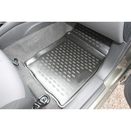 3D mats in the Mitsubishi L200 salon, 2015-2016, budget equipment, 4 pcs. (polyurethane)-3