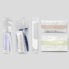 A set of 5 Travel (razor set, dental set, shampoo Sasha, soap, comb)