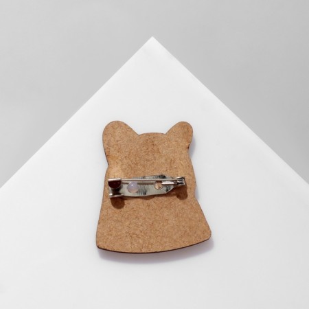 The wooden brooch "Mem" did not understand, color-2