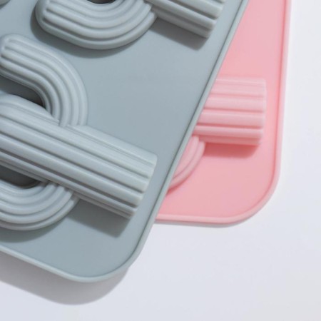 Cactus jewelry form, silicone, 14 × 14 × 1.4 cm, 4 cells, color mix-3