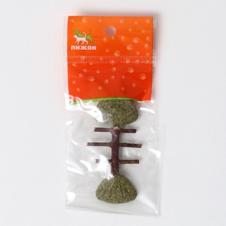A toy for cats made of pressed cat mint and skeleton from Matathabi "Fish Ship", 8.5 cm 90360-4