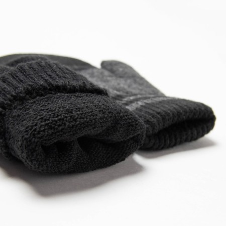 Baby mittens, black color, size 16-2