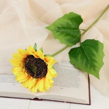 Artificial flowers 