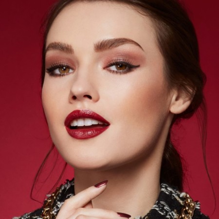 Lipstick Artdeco Perfect Color Lipstick, moisturizing, tone 810, 4 g-4