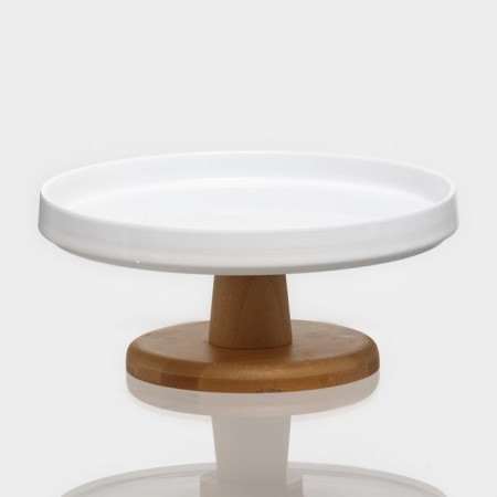 Ceramic dessert stand with a lid-pneaking on a wooden leg Bellatenero, D = 24 cm, white color-3