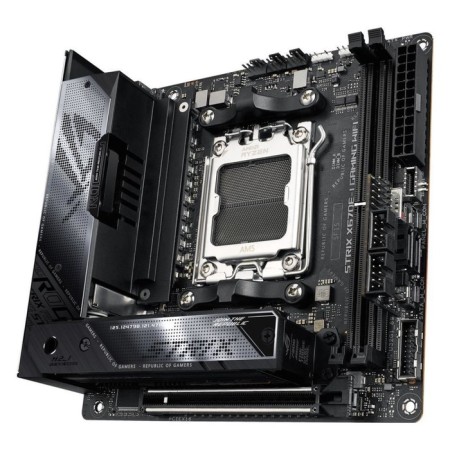 The ASUS ROG Strix X670-I Gaming WiFi Socketam5 AMD X670 2XDDR5 Mini -itx AC 106498-2