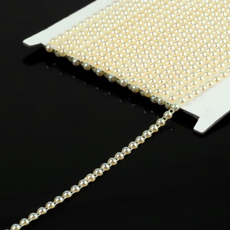 Pearls on threads, with holography, flat, 4.5 mm, 9 ± 1 m, white color-1