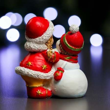 Figure "Girl and Snowman" red 5x8x9cm-2