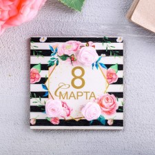 Wooden magnet 