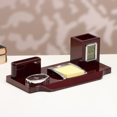 Set of desktop chancellery 4V1 with a clock