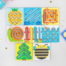 Troths: 10 × 10 × 0.4 cm 