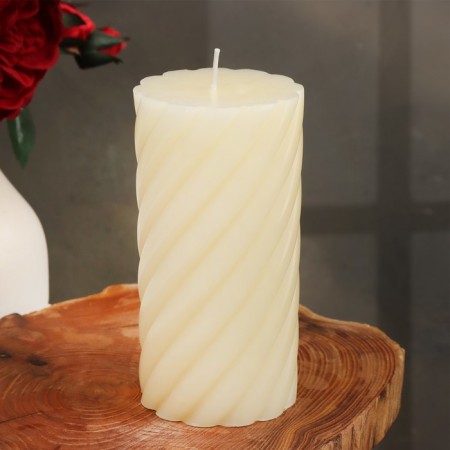 Candle-cylinder aromatic twisted "Jasminovid Madren", 7.5x15 cm-1