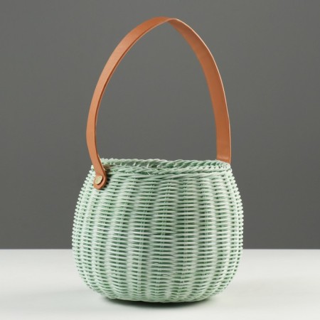 Wicker basket (rattan), 15.5x15.5 cm, 1 pc., Light green