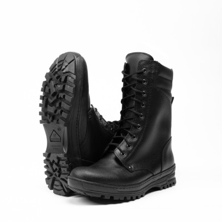 Boots - winter berets, fashionable 64m, size 43, claim.