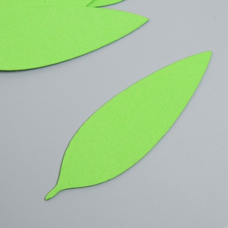 The workpiece of Foamiran "leaf" 10x3 cm, thickness. 1mm, set 10 pcs, green