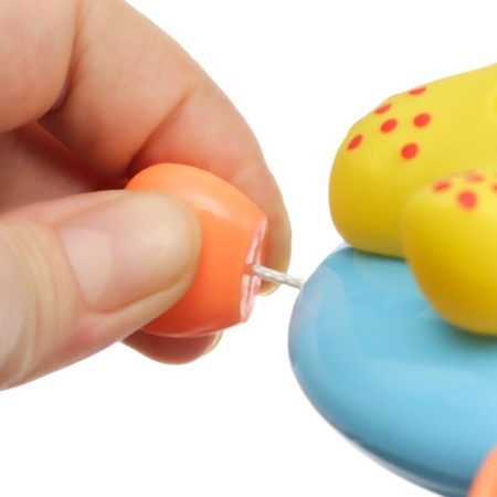 Clothing toy for a bath with a spray "Zvezda", crush me-9