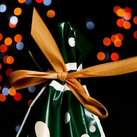 Polyethylene gift package ", with ties" White Deer ", 15*23cm-1