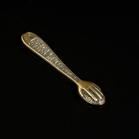 Kosheel souvenir "A spoon-belly. Hand", brass, amber, 3.2x0.6x0.3 cm-1