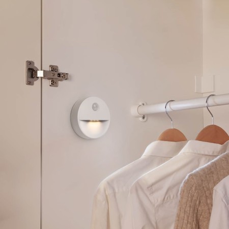 A lamp with a motion sensor 0.5W, 2LED, IP20, 7,2x7.2x2.5 cm-3
