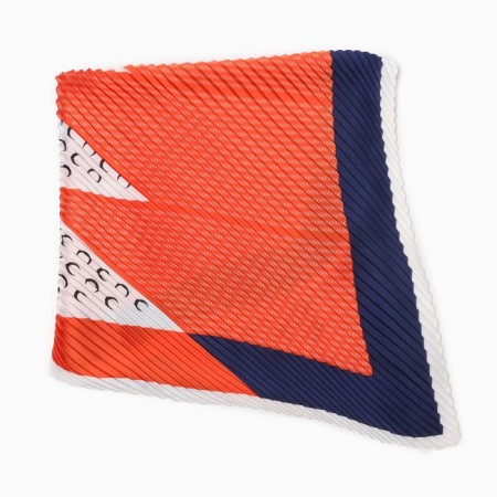 Platen women's scarf Minaku, 70*70, central red-2