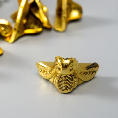 Corner (leg) for the casket plastic "reptile" gold set 8 pcs C003 2x1.8 cm