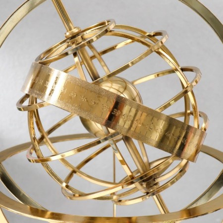 Souvenir Metal "Earth Orbit" gold 25x25x38 cm-4