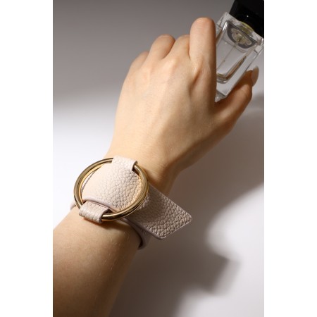 Bracelet Skin "Pompei" capture, light-beige color in gold, 24 cm-1