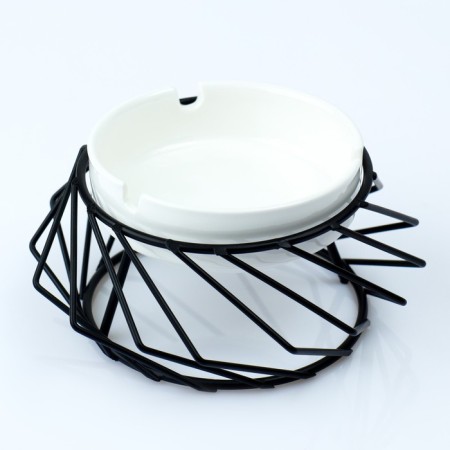 Ceramic ashtray on a stand 6 x12 cm