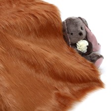 Flap 50 × 50 cm, long -out fur on a knitted basis, the color of the terracotta