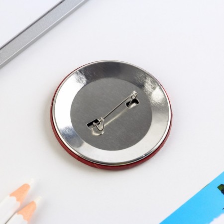 Setting icon "February 23", red, d = 5.6 cm-2